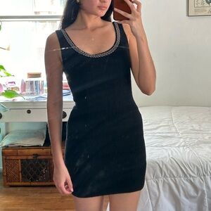 Elegant Black Sleeveless Dress